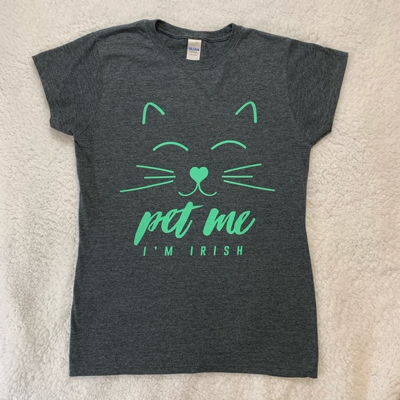 Pet me I’m Irish tee shirt! Variation on kiss me! - Picture 1 of 4
